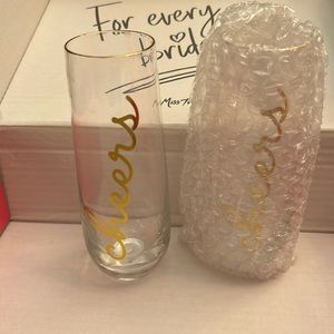 🔥Brand New Glass Champagne 2 Flutes w/ Gold metallic script “Cheers”A46